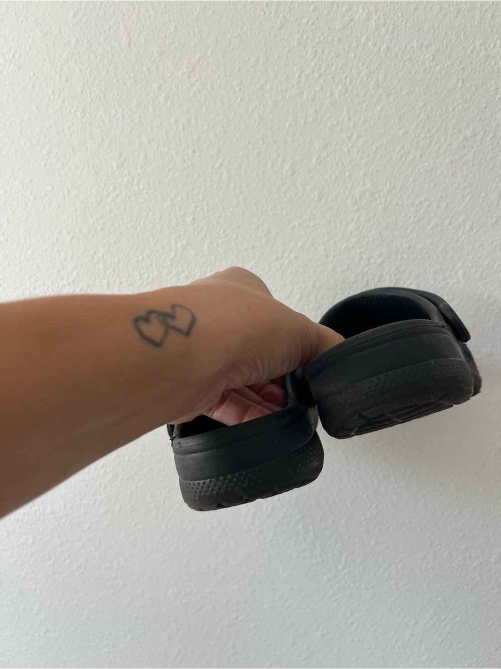 CROCS | Classic Slip On Clogs in Black | 12c - Picture 5 of 8